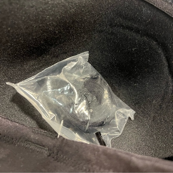 Bali Women's One Smooth Bra 42 C NWT - Picture 9 of 9